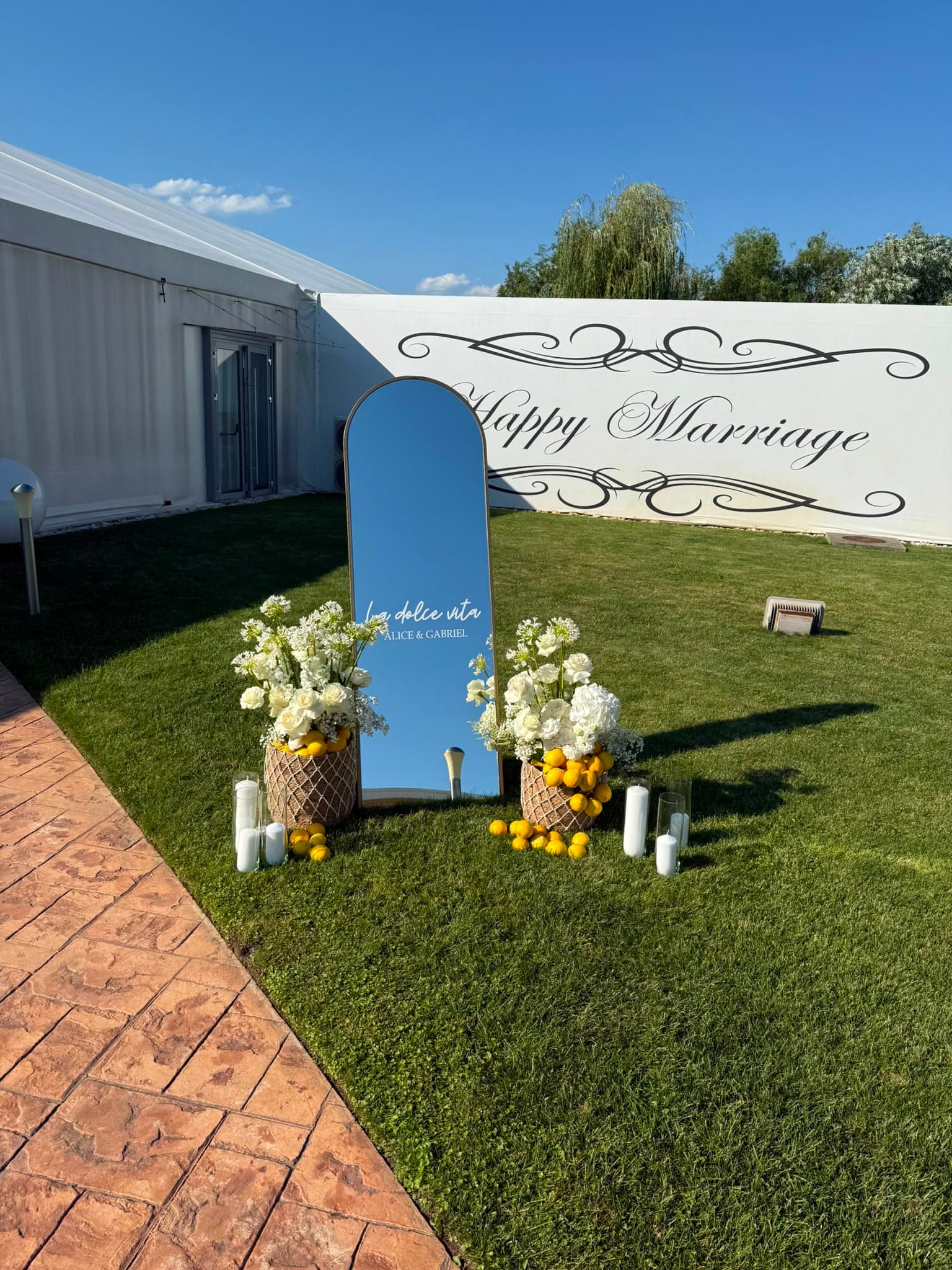 Happy Marriage galerie 1